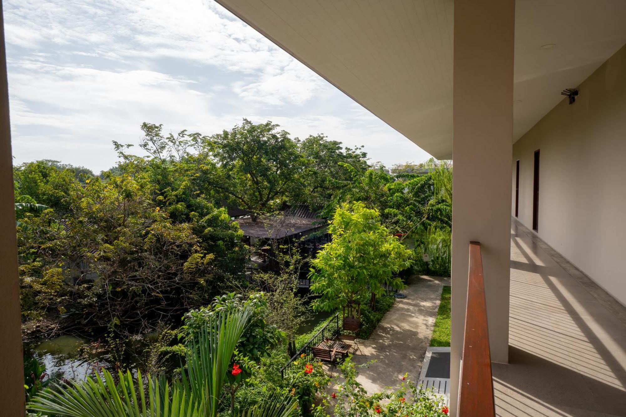 Hotel Ploen Pirom Bangkok Exteriér fotografie