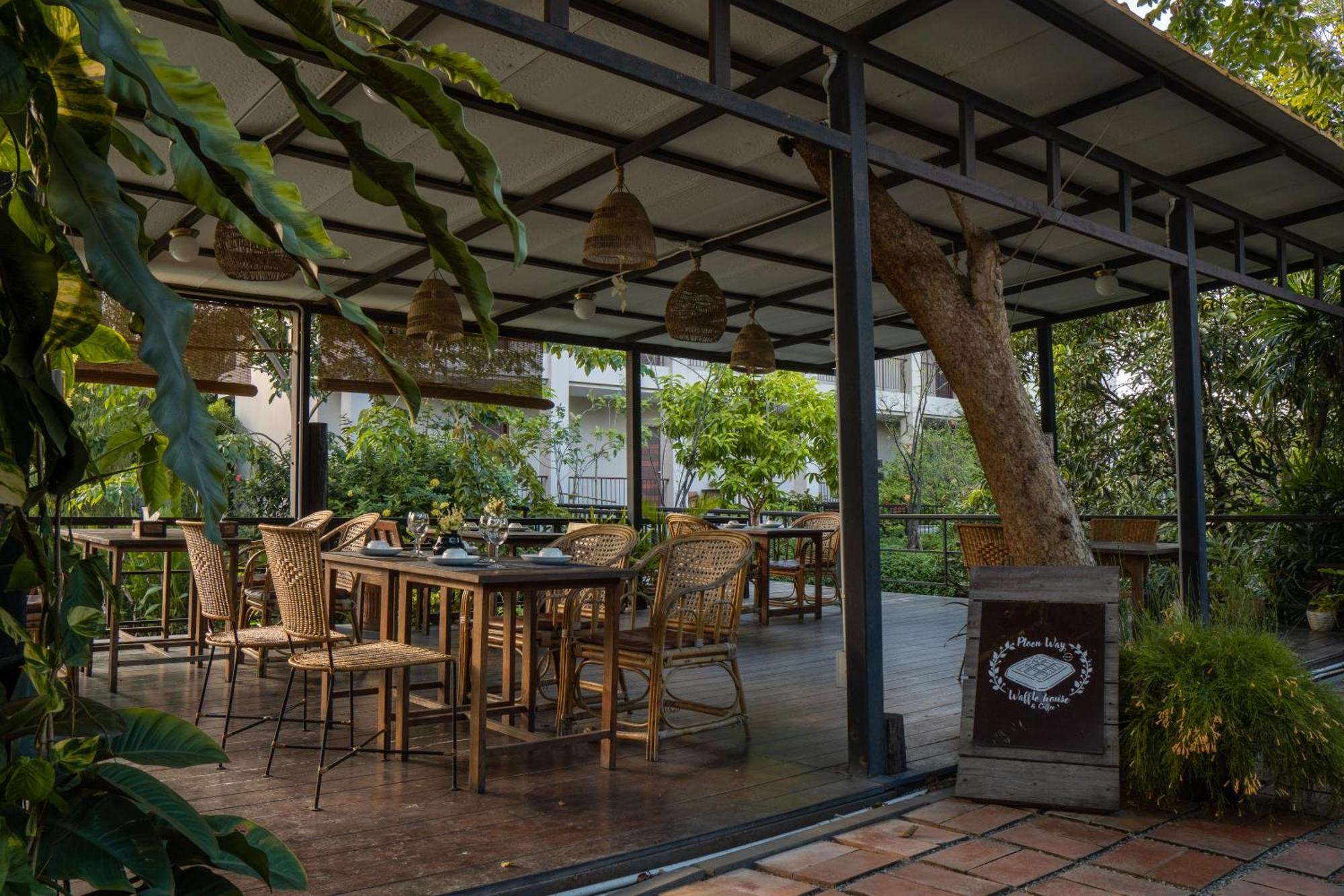 Hotel Ploen Pirom Bangkok Exteriér fotografie