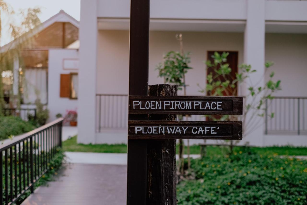 Hotel Ploen Pirom Bangkok Exteriér fotografie
